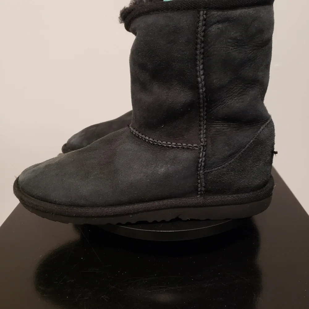 Ugg Kids Classic II Boot Chestnut‎ Size 4